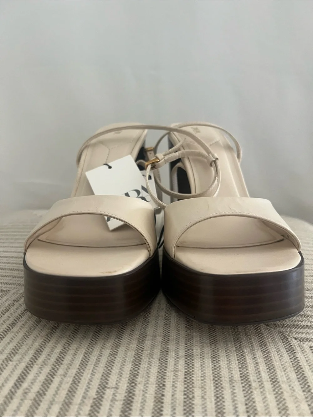 NWT Zara Leather Ecru Platform Block Heel Sandals 9